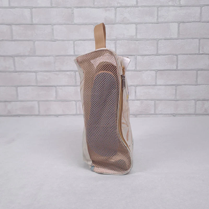 Baby it's a Wild World Shoe Bag - Image 2