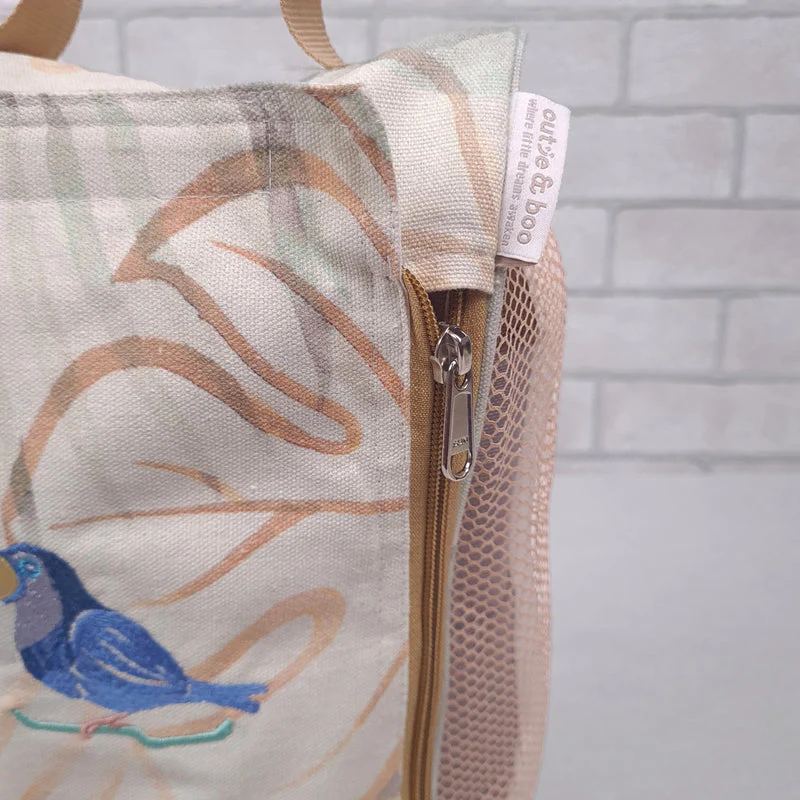Baby it's a Wild World Shoe Bag - Image 6