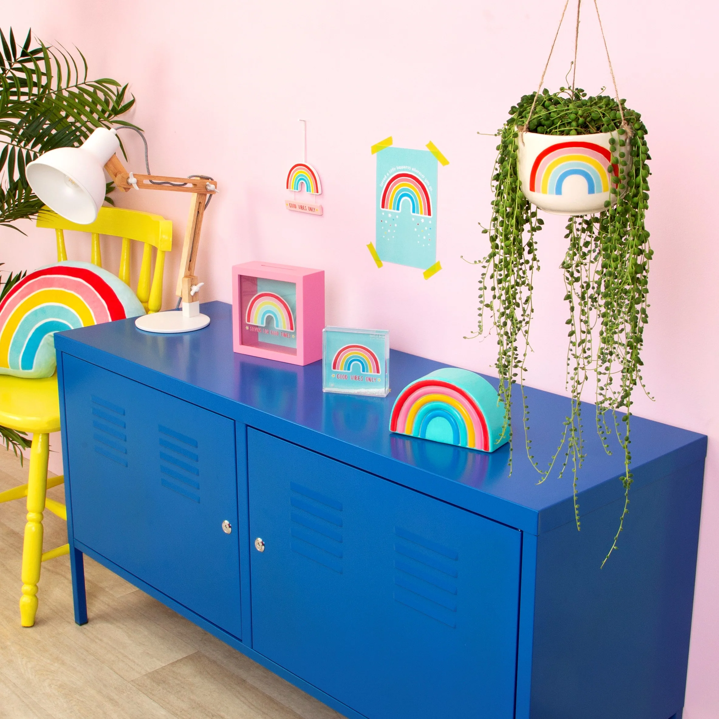 Chasing Rainbows Hanging Planter - Image 5