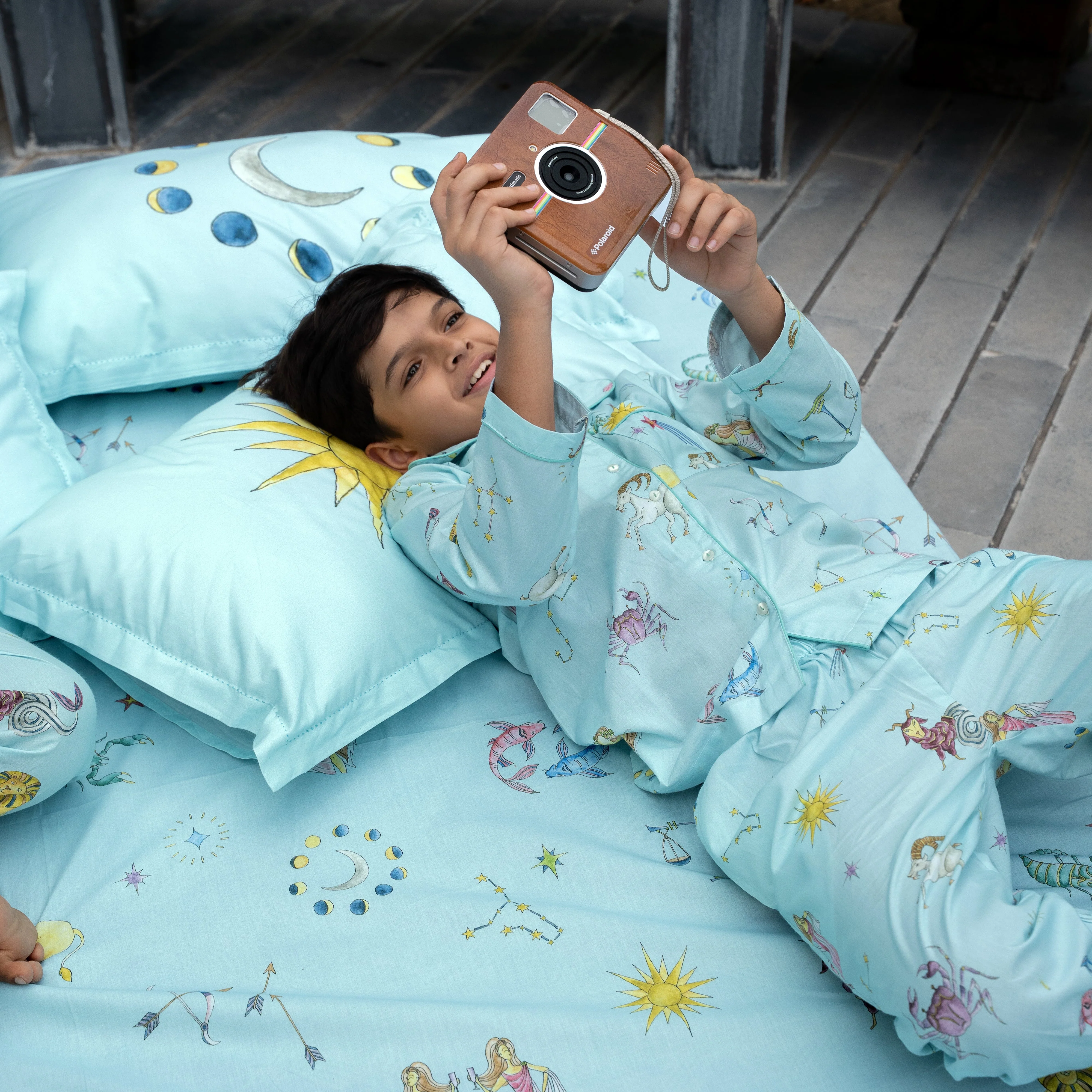 Star Chasers Bed Sheet - Image 7