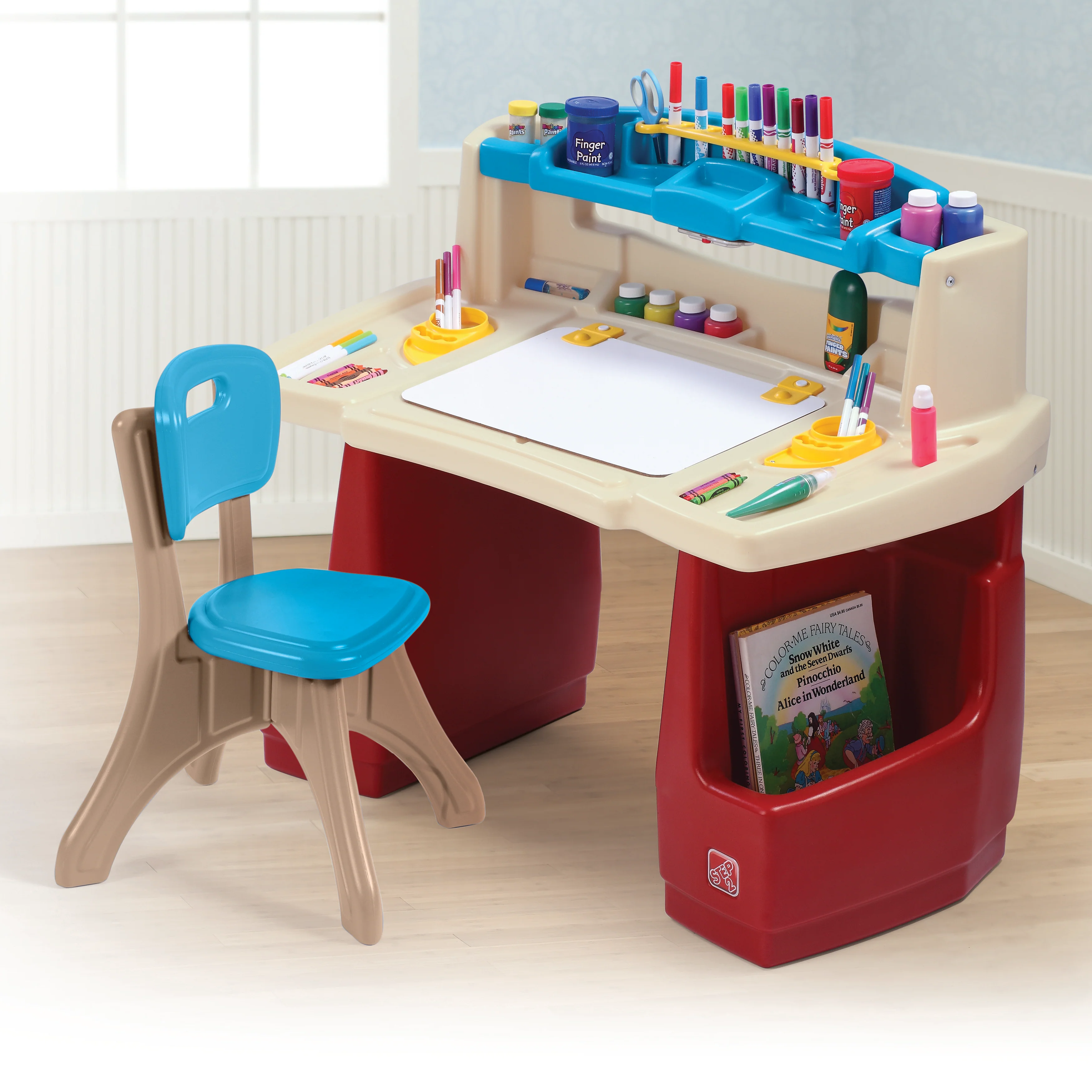 Step2 Deluxe Art Master Desk - Image 6