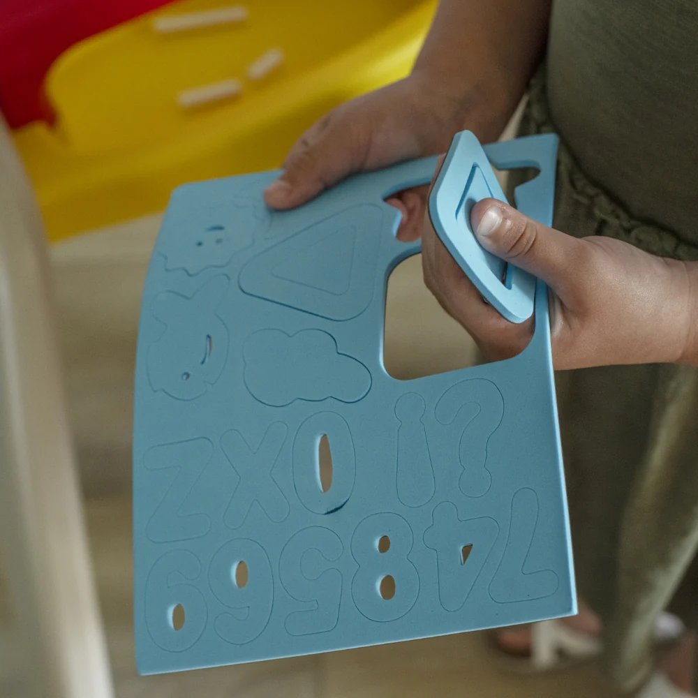 Step2 Easel For Two, Red - Image 5