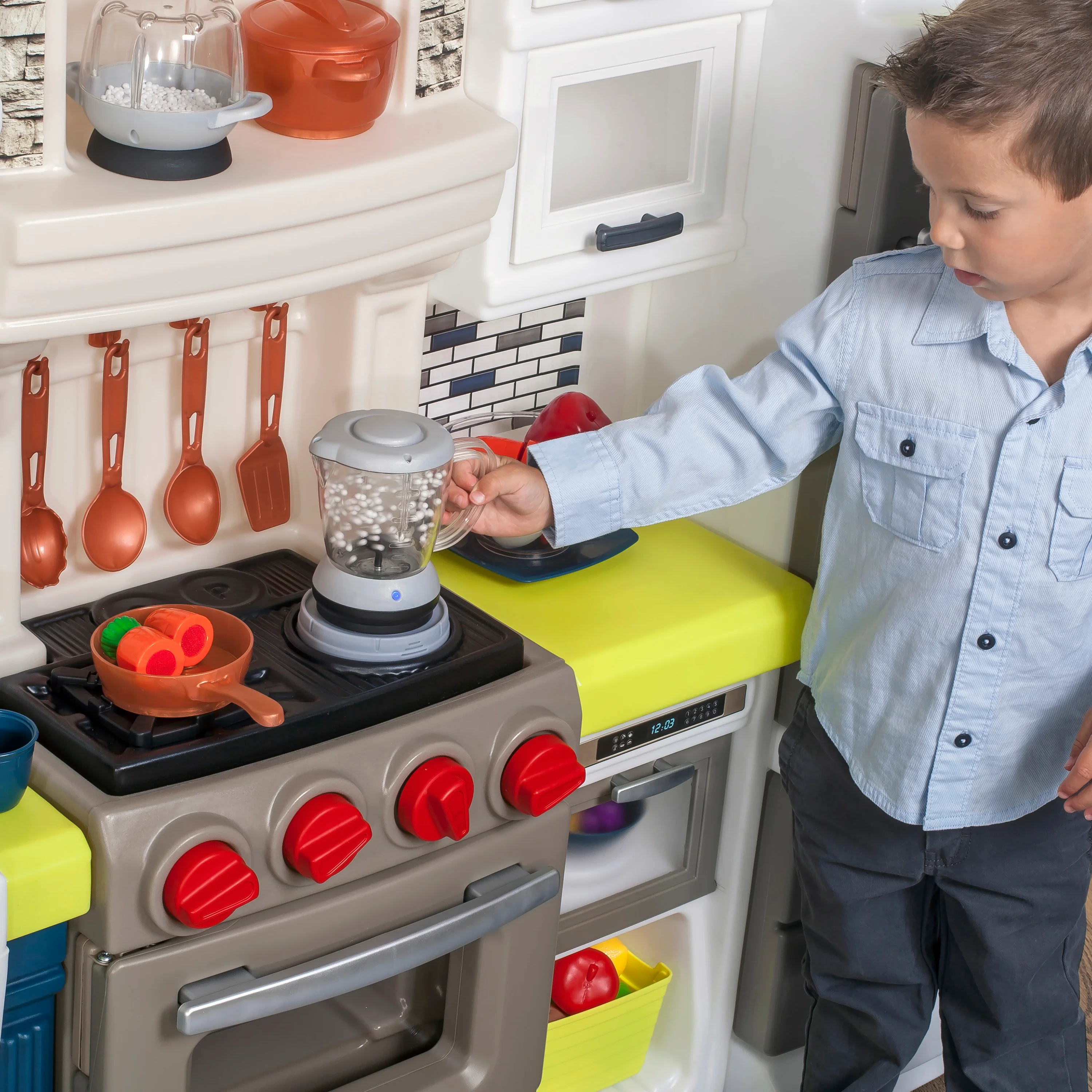 Step2 Elegant Edge Kitchen - Image 2
